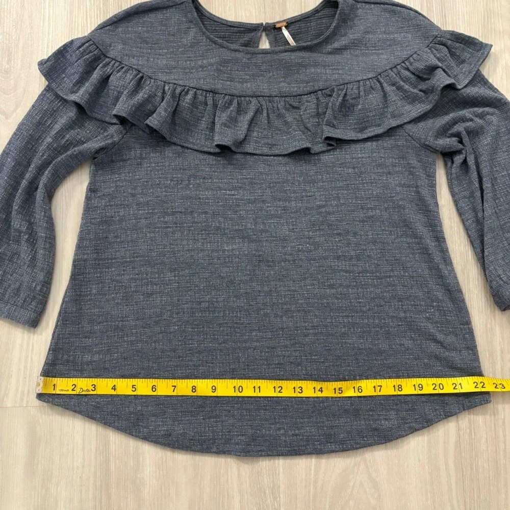 Free People Top Women Gray Ruffle Yoke 3/4 Sleeve Knit Charcoal Slub Textured M
